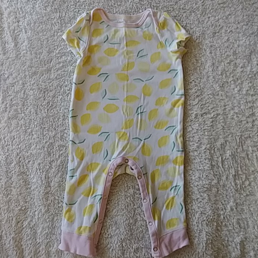 Romper With Lemon Pattern